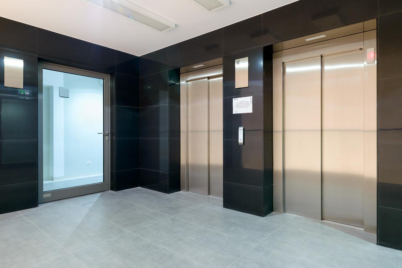 Venezia Apartment พอซนาน ภายนอก รูปภาพ