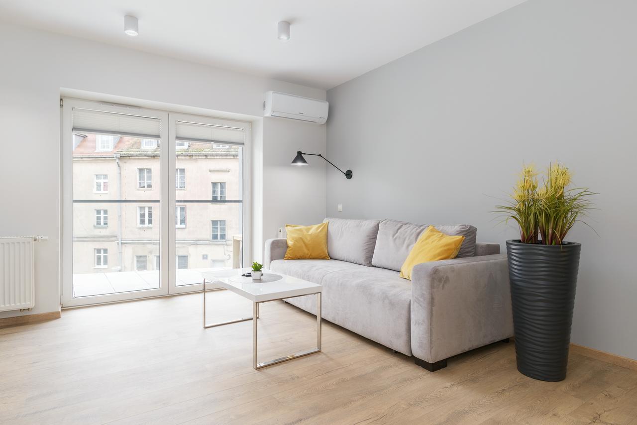 Venezia Apartment พอซนาน ภายนอก รูปภาพ