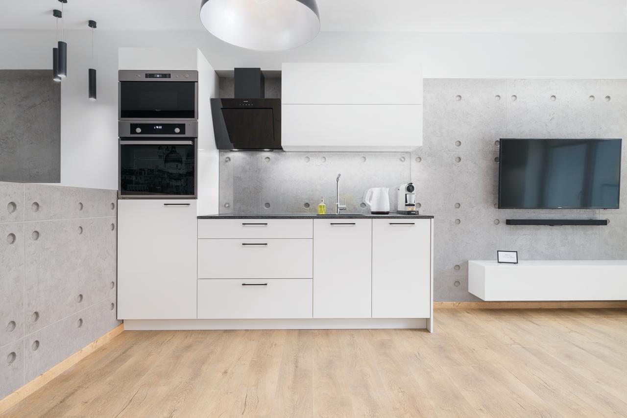 Venezia Apartment พอซนาน ภายนอก รูปภาพ